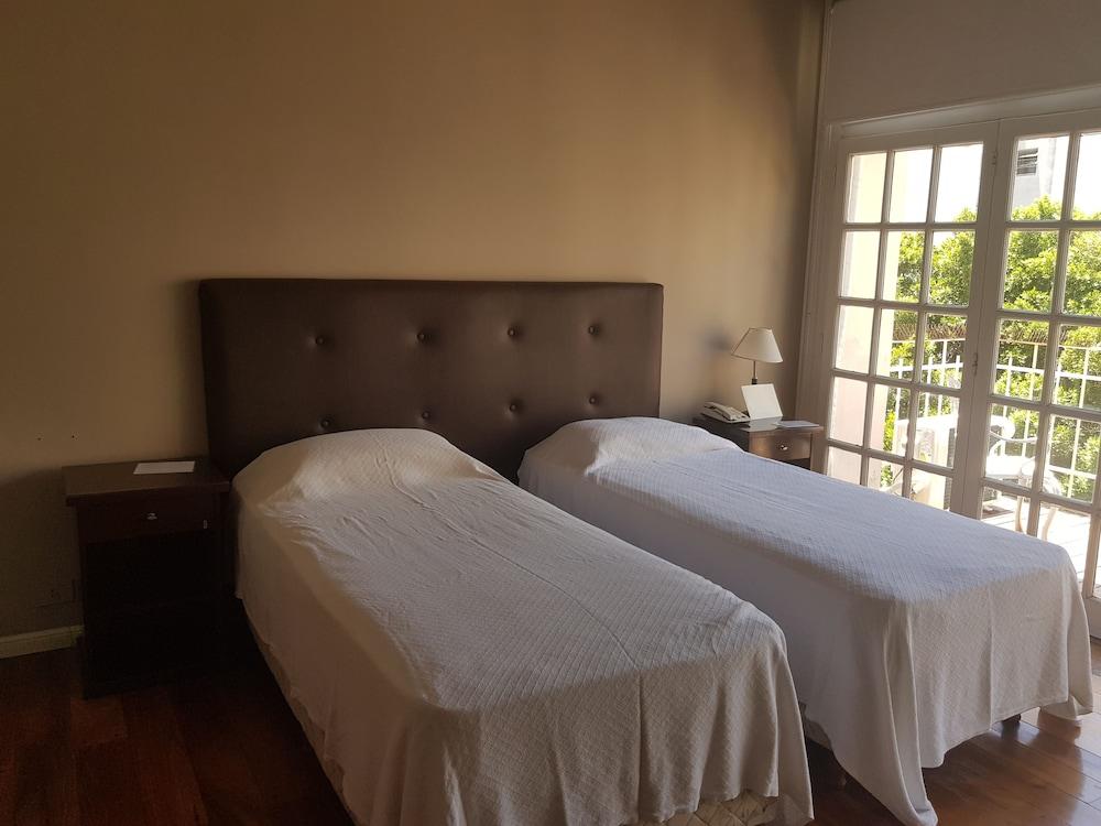 Leonardo Da Vinci Aparthotel